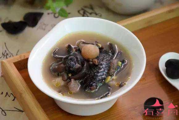 黑豆乌鸡汤